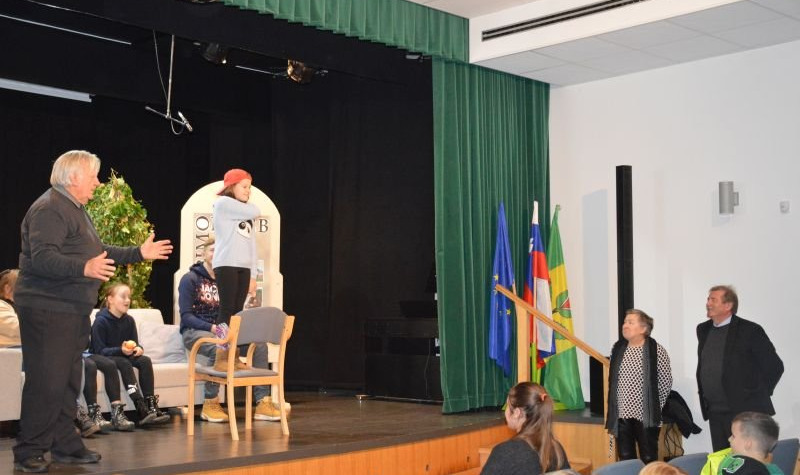 povabimo_besedo_222305