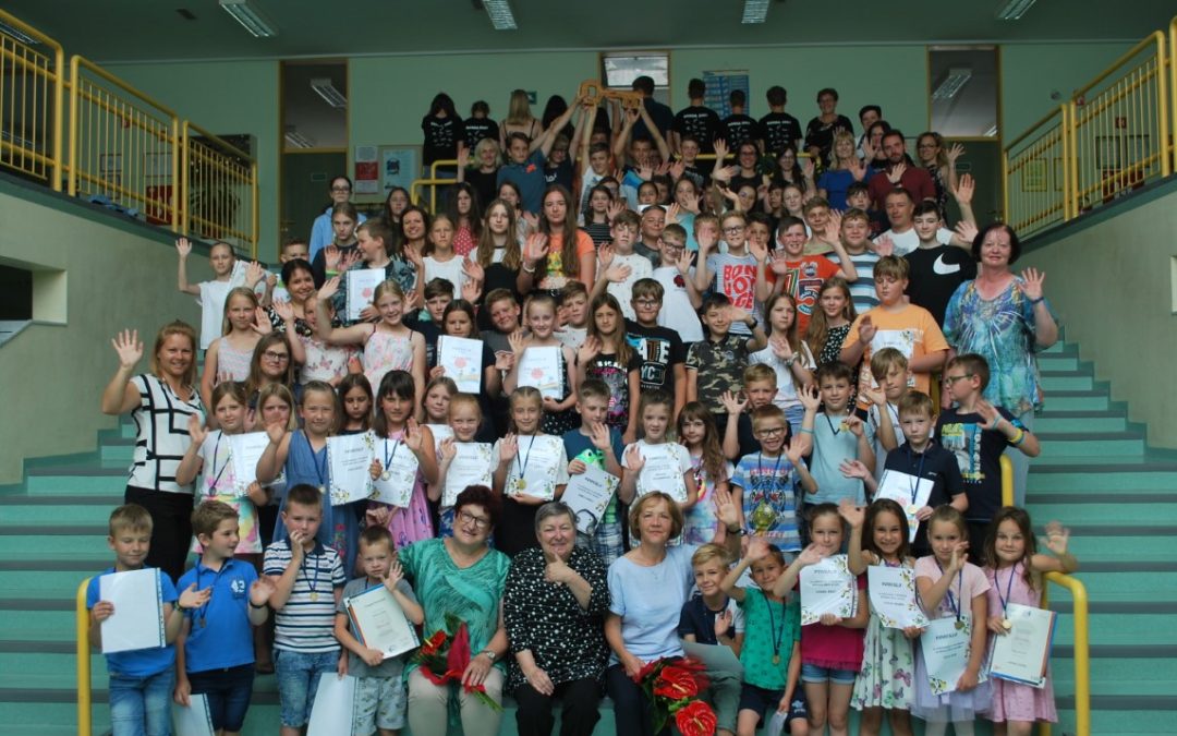 OB DNEVU DRŽAVNOSTI IN ZAKLJUČKU USPEŠNEGA ŠOLSKEGA LETA