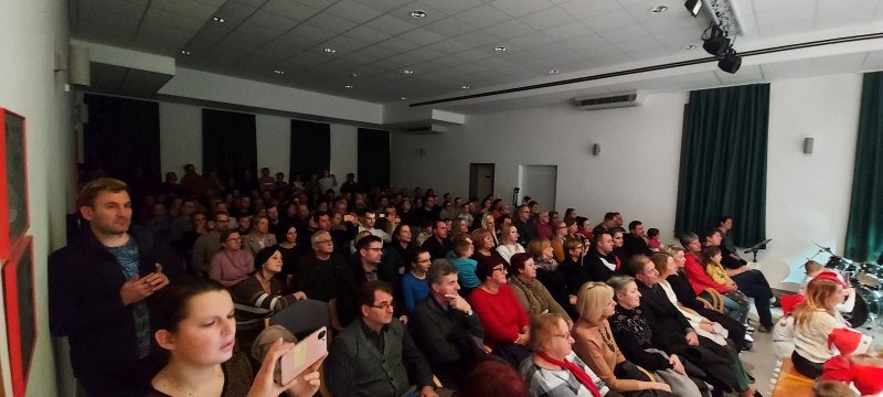 prazniki22_23011